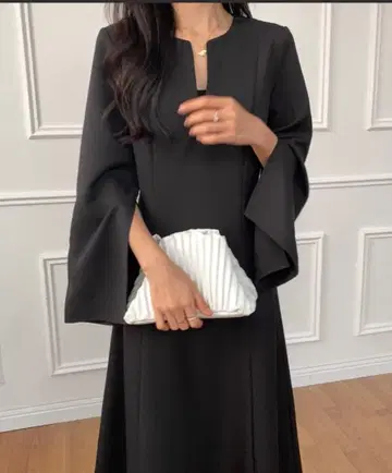 슬릿 슬리브 판초 원피스