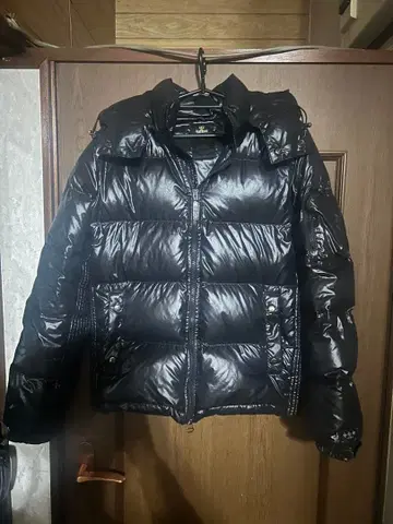 TATRAS 블랙 다운 자켓