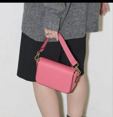 핑크 숄더백 합성 피혁