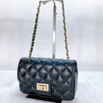 새상품급 오렌티 숄더백 퀼팅 턴락 블랙