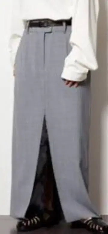 CITY SHOP 컷오프 펜슬 스커트