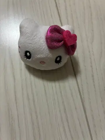 헬로키티 리본 포함 반지