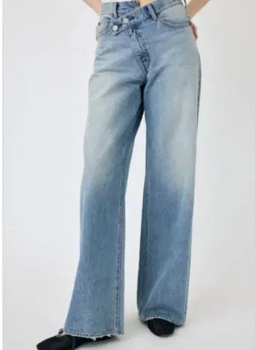 MOUSSY CROSS WAIST WIDE STRAIGHT 1 크로스