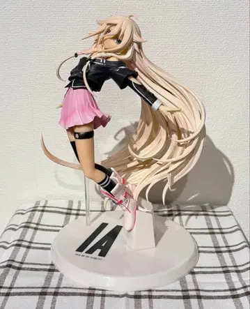 IA ARIA ON THE PLANETES 피규어