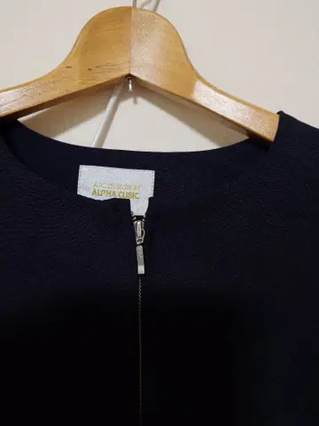 ALPHA CUBIC 노카라 자켓 네이비 새상품급 40