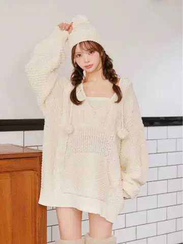 Darich 케이블 DD 로고 V넥 니트 후디