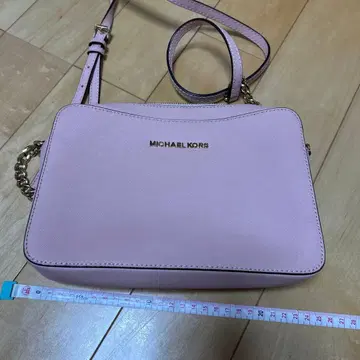 MICHAEL KORS 핑크 숄더백