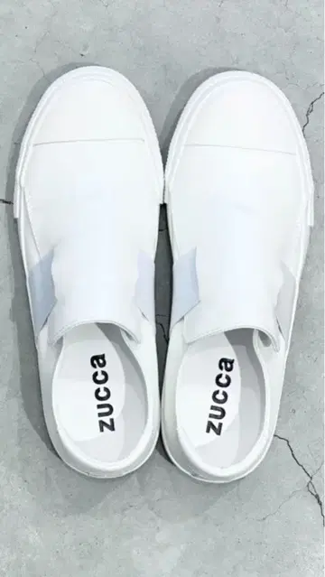 ZUCCA 벨티드 스니커즈 화이트 23cm