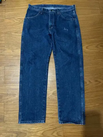 RUSTLER 스트레이트 데님 다크 블루