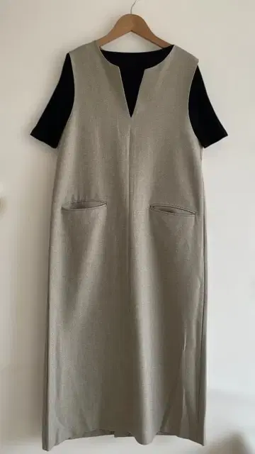 OPAQUE.CLIP 베이지 살로펫 점퍼 스커트 올인원