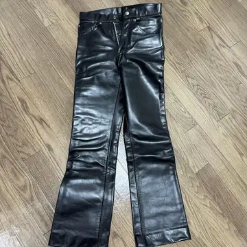 가죽 팬츠