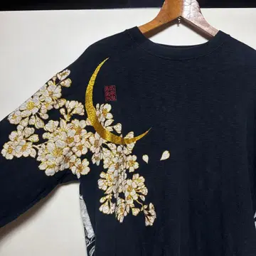 카라쿠리타마시 벚꽃 잉어 자수 롱 T셔츠 일본풍 패턴