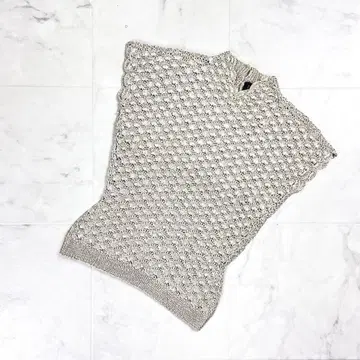 새상품급 다나카란 프렌치 슬리브 레이스 니트 하이넥 베이지 사이즈 P