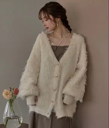 mideal 뉘앙스 버튼 샤기 가디건