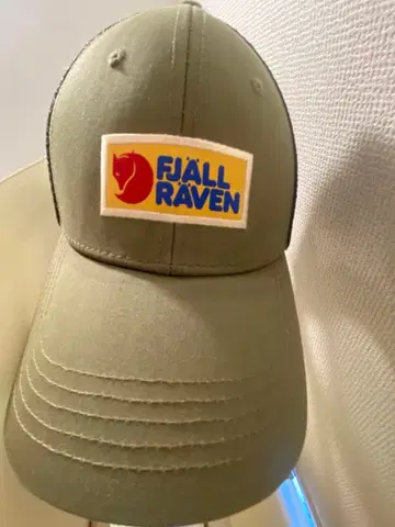 FJALL RAVEN 올리브 캡 S/M