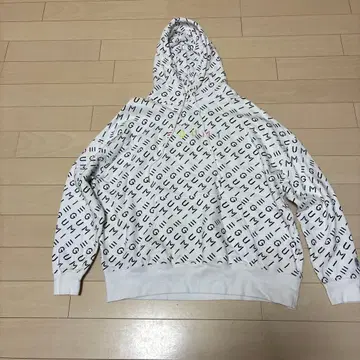 에구치 타쿠야 EGUMI 모노그램 빅 후드티 화이트