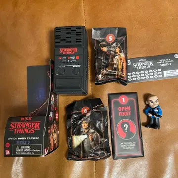 YuMe STRANGER THINGS 시즌 3 호퍼