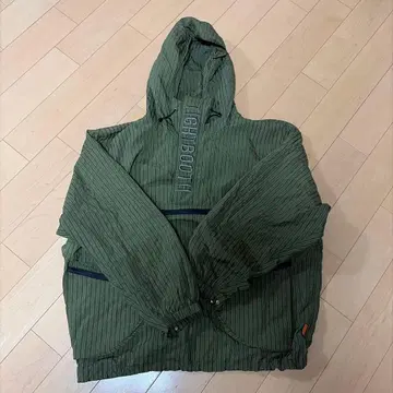 TIGHBOOTH 스트라이프 패턴 후드 부착 자켓