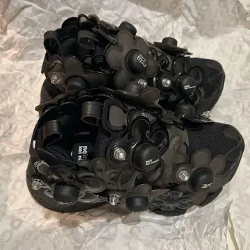 noir kei ninomiya Reebok