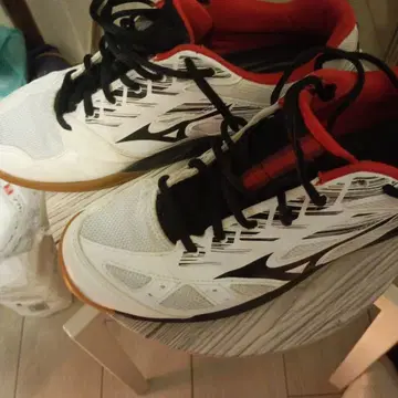 MIZUNO 스니커즈 화이트/레드