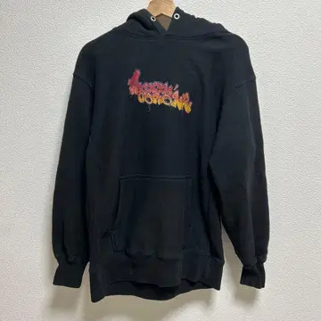 블랙 그래피티 프린트 후드티