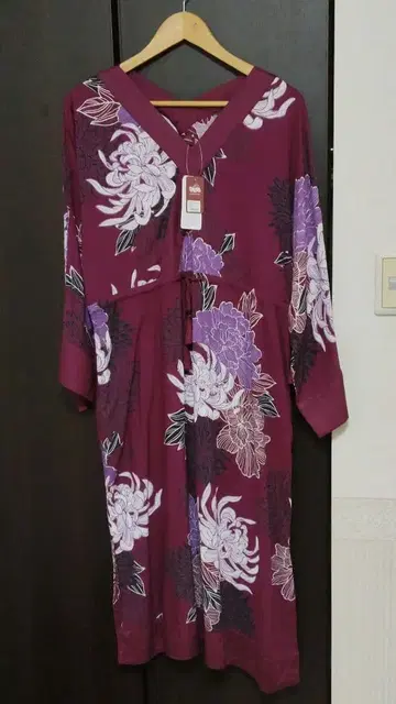 와모노야 카야 나츠기쿠 유카타 나라이 크림슨