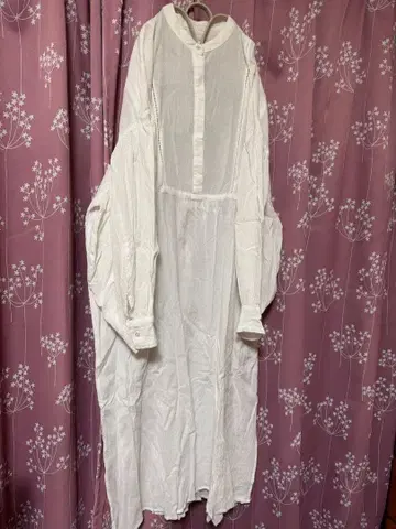 차오패닉 화이트 셔츠 원피스 볼륨 슬리브