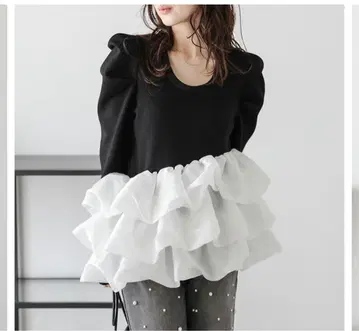 프릴 달린 도킹 상의