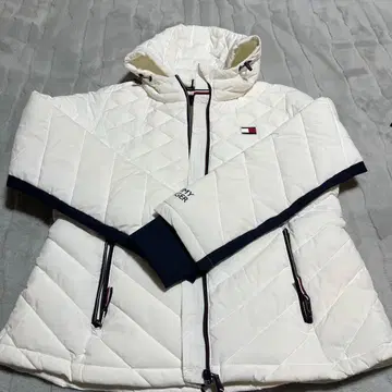 TOMMY HILFIGER 화이트 다운 자켓