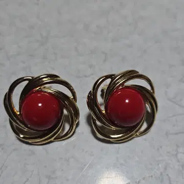 트리파리 빨간색 구체 소용돌이 디자인 귀찌 빈티지 주얼리