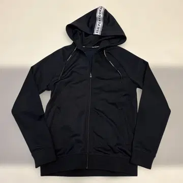 Peak Performance 블랙 후드티 사이즈 L