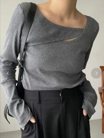 CAPRICIEUX LE'MAGE 2way 비대칭 멜론T