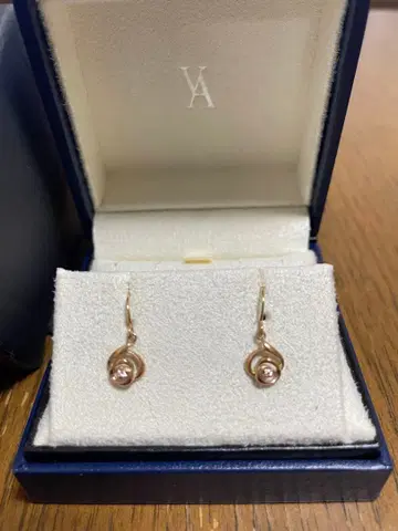 뱅돔 아오야마 귀걸이
