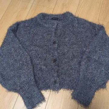 브라이트 샤기 숏 가디건