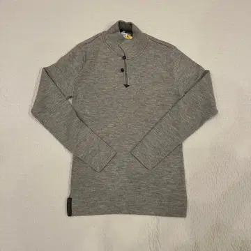 [ 새상품급 클리닝 완료 ] 산타페 니트 스웨터