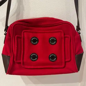 바사라 BASARA TYO 레드 버튼 디자인 숄더백