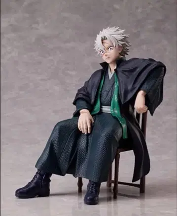 귀멸의 칼날 시나즈가와 사네미 논스케일 피규어 특전 포함 미사용 새상품