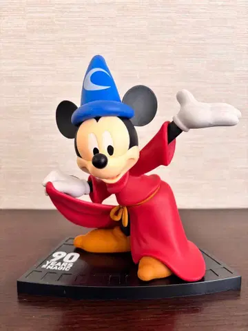 미키마우스 마법사 피규어 90주년 기념