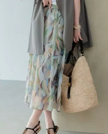 23구 Ratti 페인팅 프린트 스커트