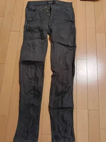 [ 가격 협의 가능 ] [NUESTRO] 다크 그레이 슬림핏 데님