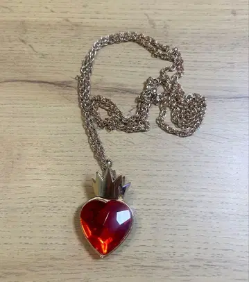 디센던트 이비 목걸이