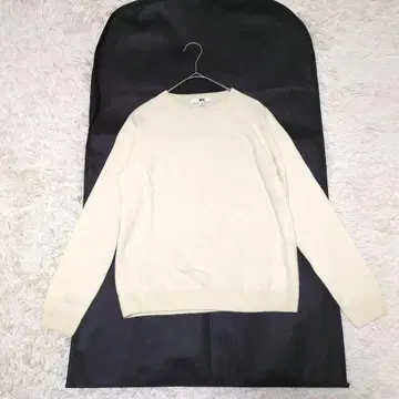 유니클로 3D 캐시미어 100% 크루넥 스웨터 니트 M 일본제