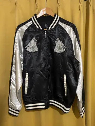 스카잔 블랙/실버 자수 디자인