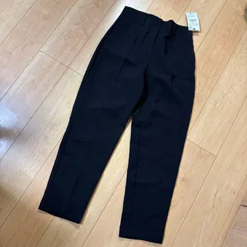 ZARA 블랙 팬츠 M 사이즈