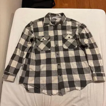 FIVE BROTHER 블랙/화이트 체크 플란넬 셔츠