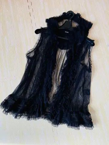 [컨디션 최상] PINK HOUSE 튤 슬리브리스 가디건