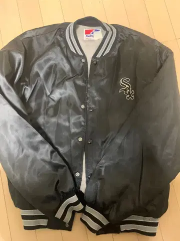 Swingster 블랙 바시티 자켓 L 사이즈