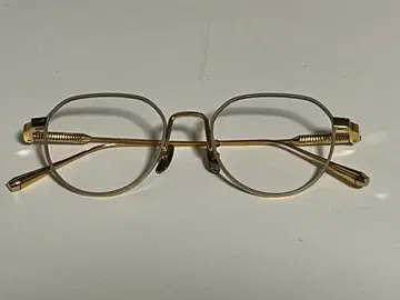 [ THE WHITE SCREEN ] Helix 헬릭스