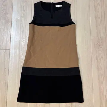 M's 셀렉 울 100% 슬리브리스 무릎 기장 원피스 M