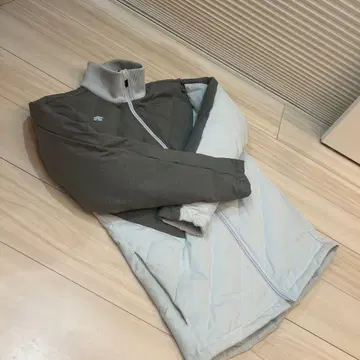 정가 5만 원 이하 현행 고급 라인 데상트 골프 플레이 다운 사이즈 L